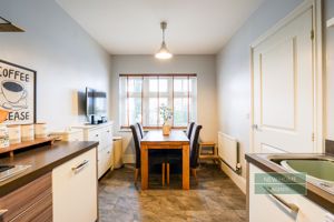 Photo 21- click for photo gallery